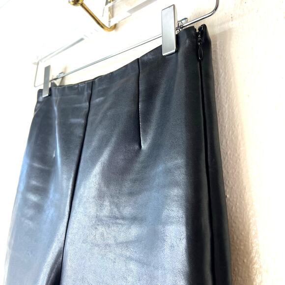 Aritzia Wilfred Porto Faux Leather Kick Flare Pants High Rise Black 00 Flat - Picture 6 of 9